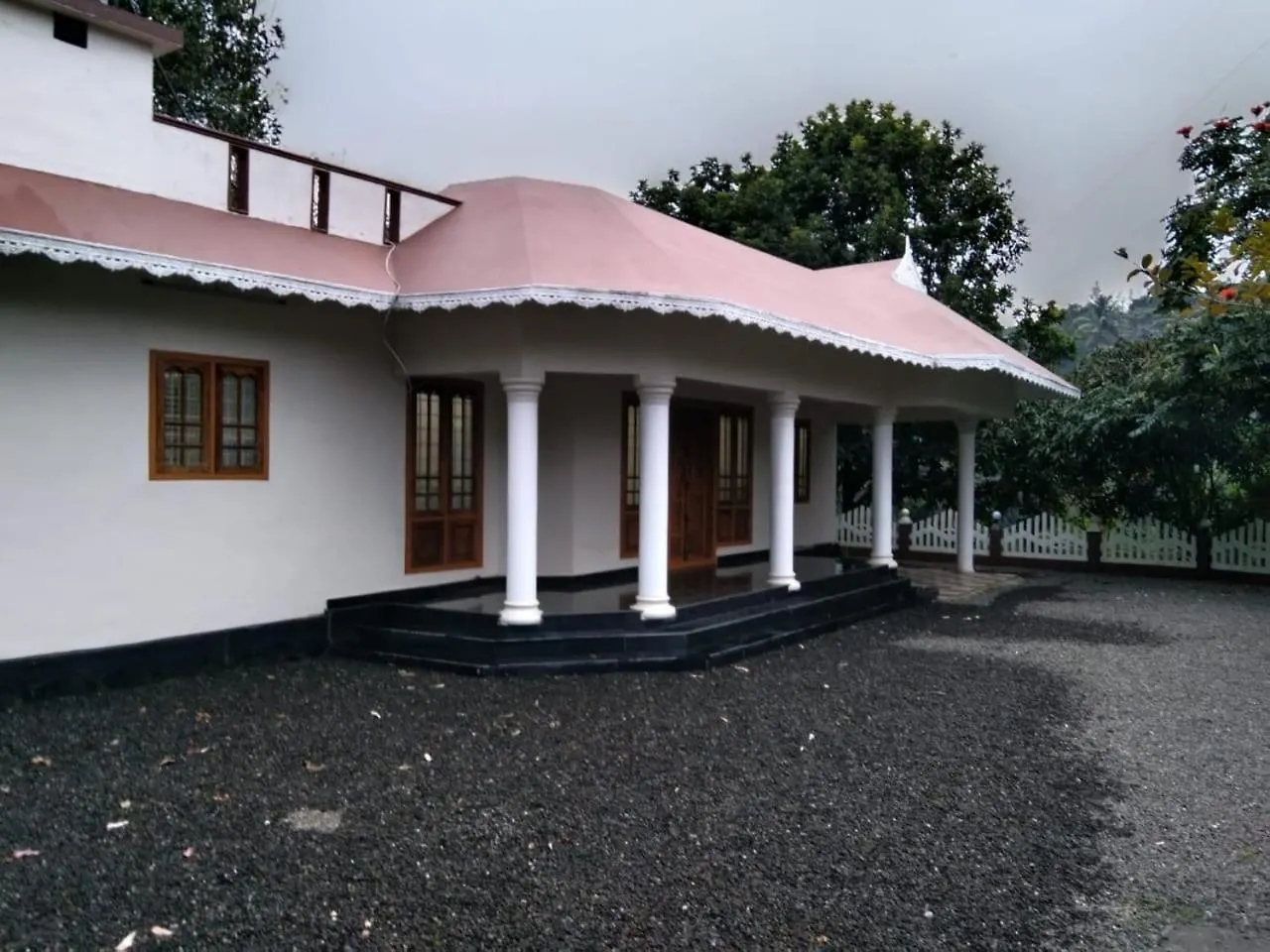 בית אירוח Anachal Camper'S Munnar Home הודו