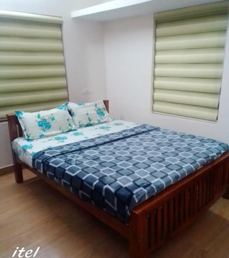 הקונטקטים של Camper\'S Munnar Home