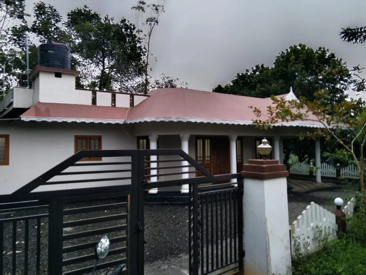 Camper'S Munnar Home Anachal